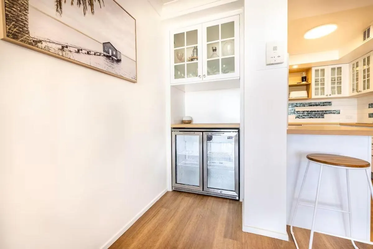 Luxurious Beachfront Apartment Gold Coast