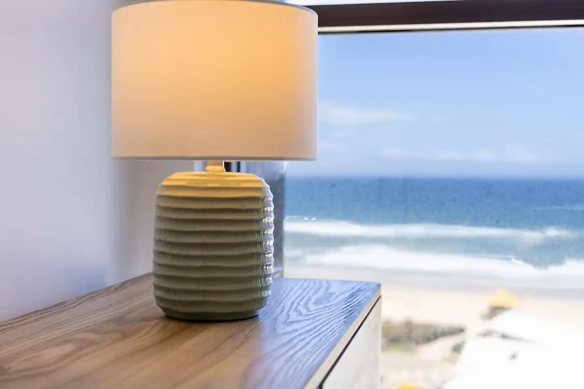 Luxurious Beachfront Apartment Gold Coast 0*,  Australia